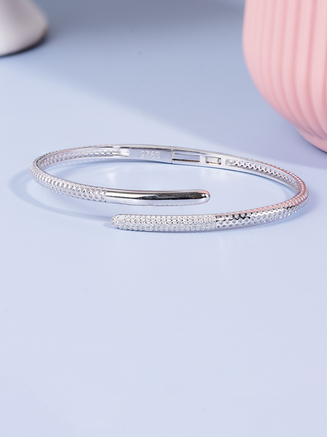 

GLYTERS Women Sterling Silver Rhodium-Plated Wraparound Bracelet