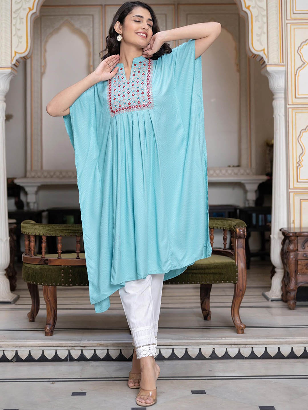 

Juniper Women Floral Embroidered Mandarin Collar Kaftan Kurta, Blue