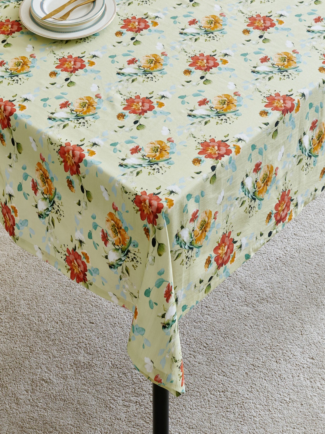 

Home Centre Yellow 6-Seater Floral Cotton 6-Seater Table Cover