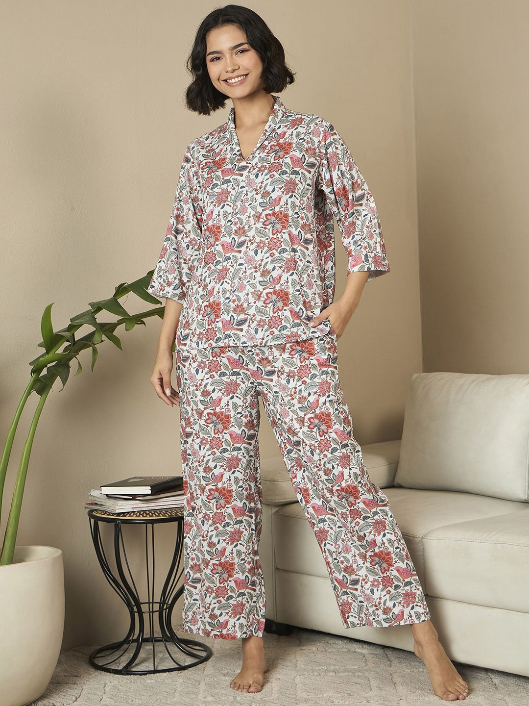 

July Women Printed Night suit, White