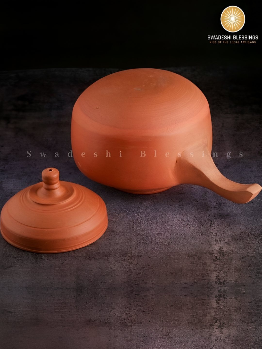

Swadeshi Blessings Red Cooking Pot With Lid