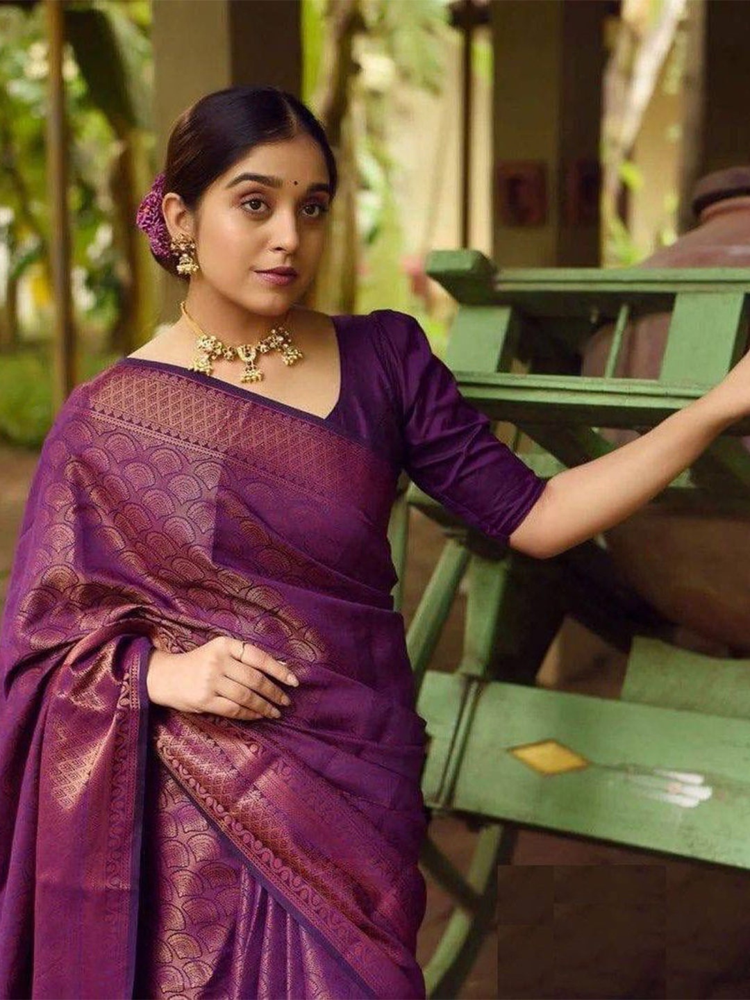 

Aika Woven Design Zari Pure Silk Banarasi Saree, Purple