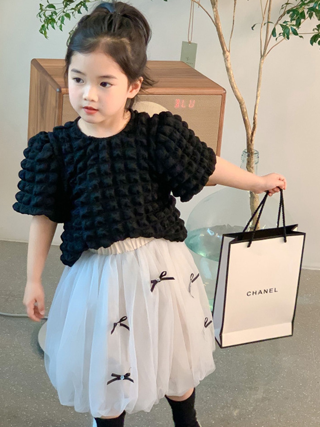 

LULU & SKY Girls Round Neck Top With Skirt, Black