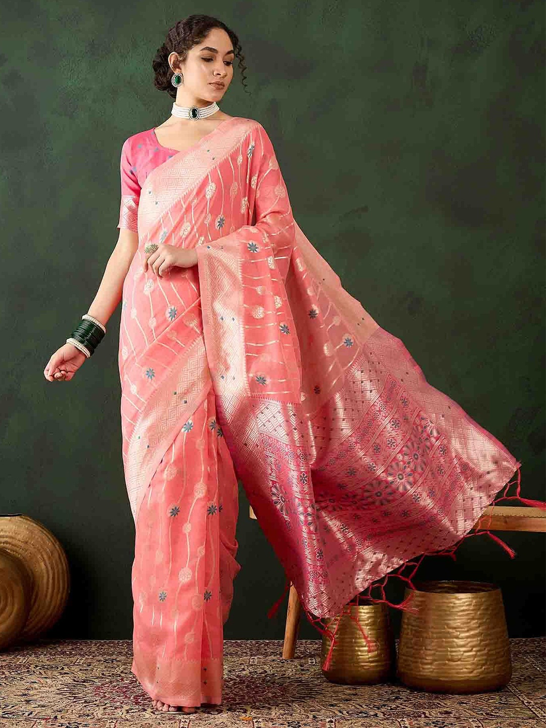 

DIVASTRI Woven Design Zari Banarasi Saree, Peach