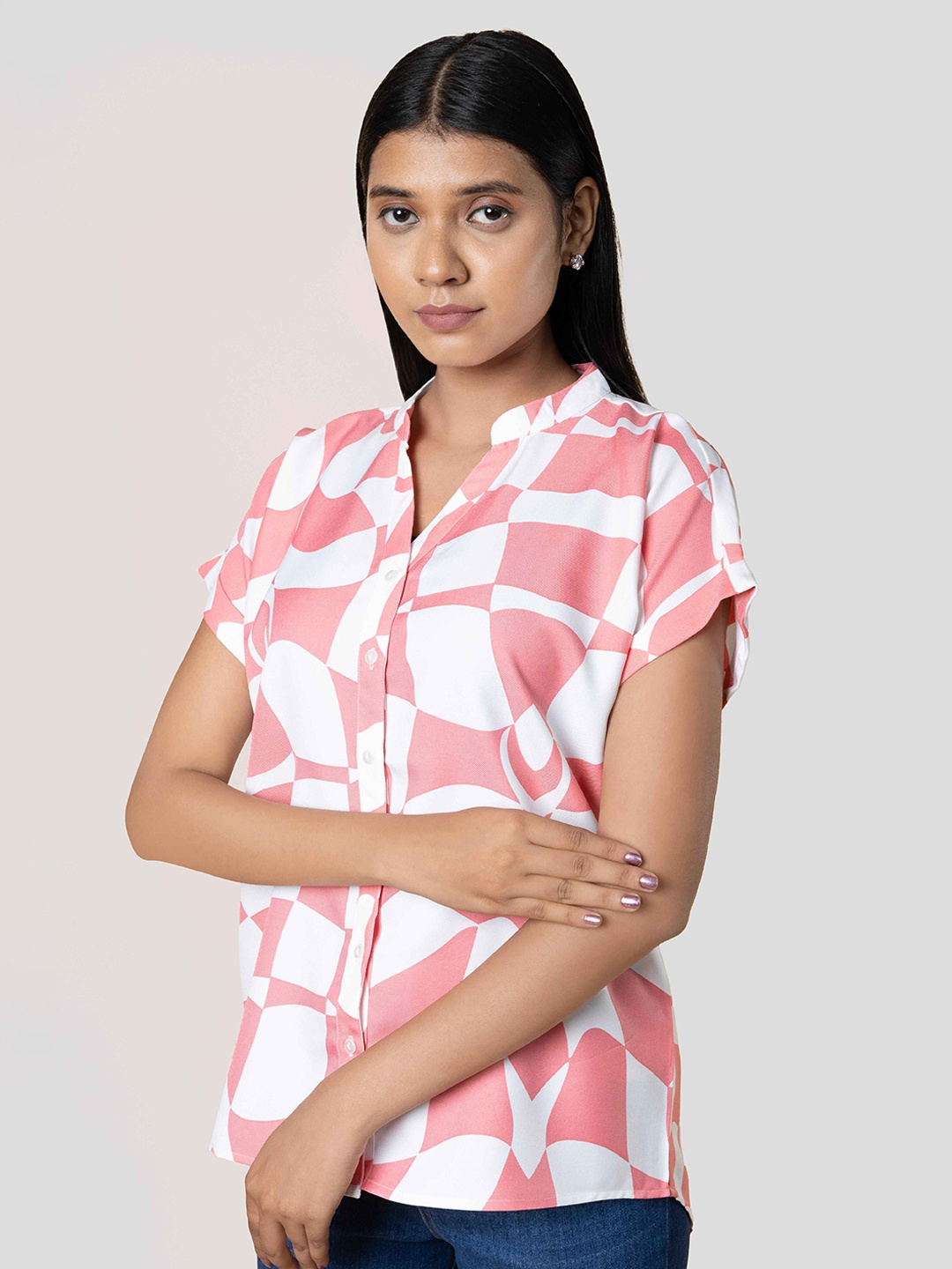 

NOT SO PINK Geometric Mandarin Collar Batwing Sleeve Shirt Style Top