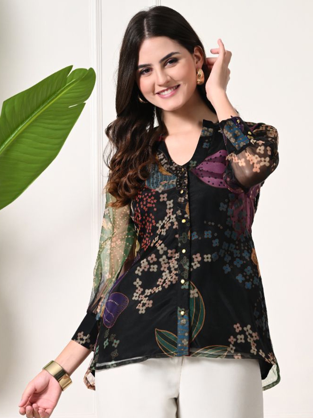 

LABEL KANUPRIYA Floral Print Shirt Style Top, Black