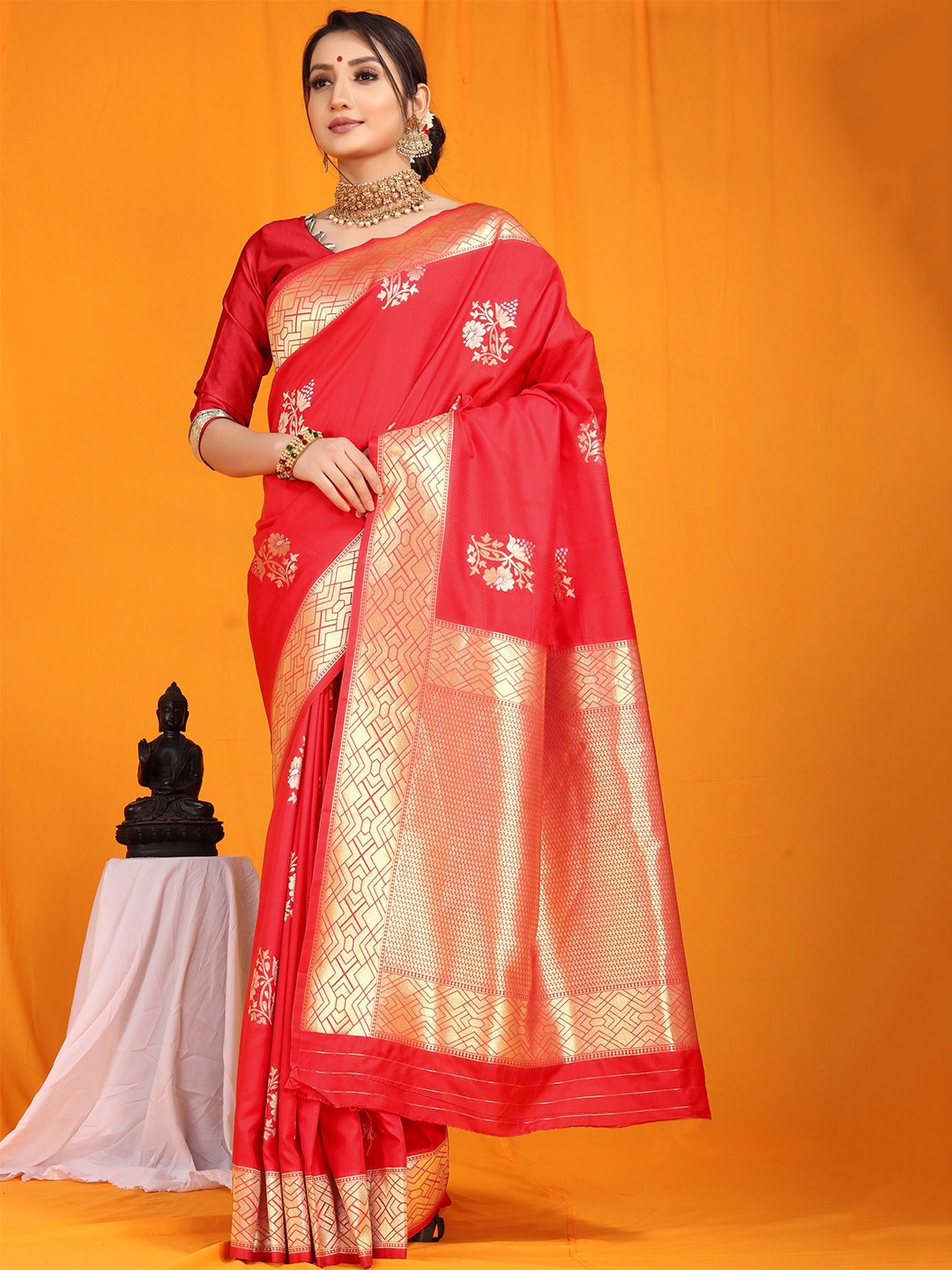 

Kandora Woven Design Pure Silk Heavy Work Paithani Saree, Red