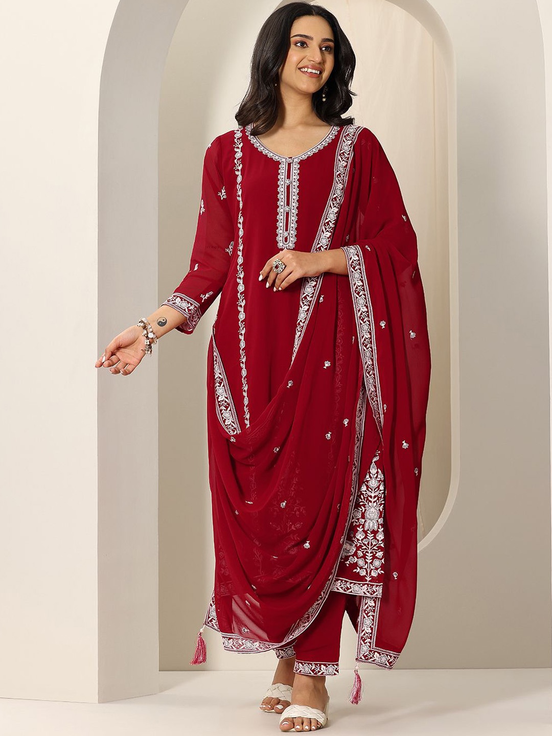 

Libas Floral Embroidered Round Neck Kurta With Trouser And Dupatta, Red