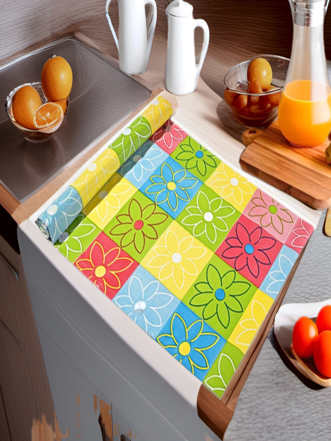 

REVEXO Green & Blue Printed Water-Resistant Shelf Liner