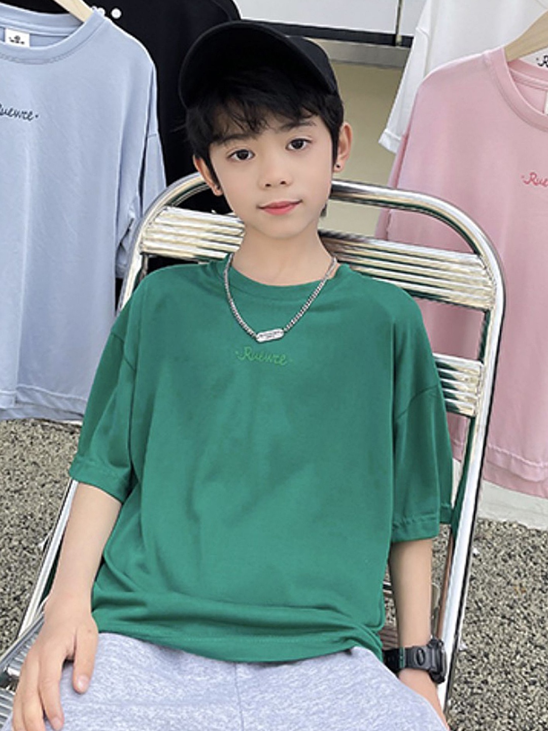 

LULU & SKY Boys Solid Round Neck Cotton T-shirt, Green