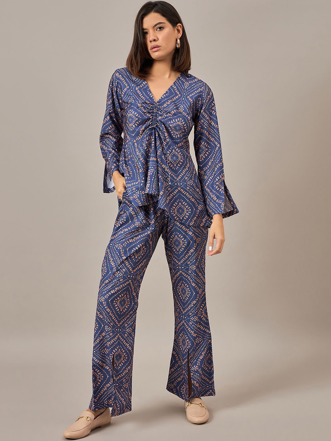

CORSICA Abstract Printed V Neck Top With Trousers, Blue