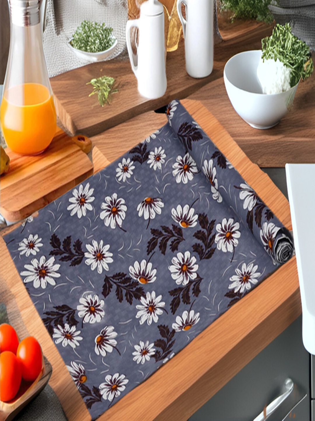 

REVEXO Grey Set of 1 Water Resistant Shelf Liner Organisers