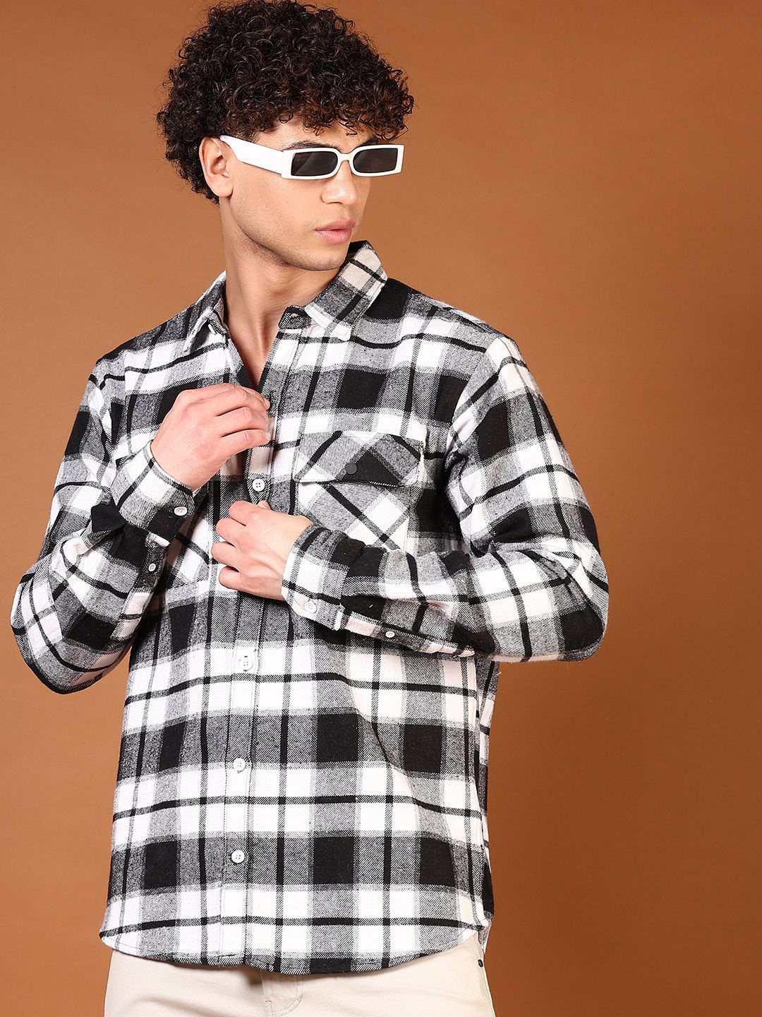 

V-Mart Men Tartan Checks Opaque Checked Casual Shirt, Black