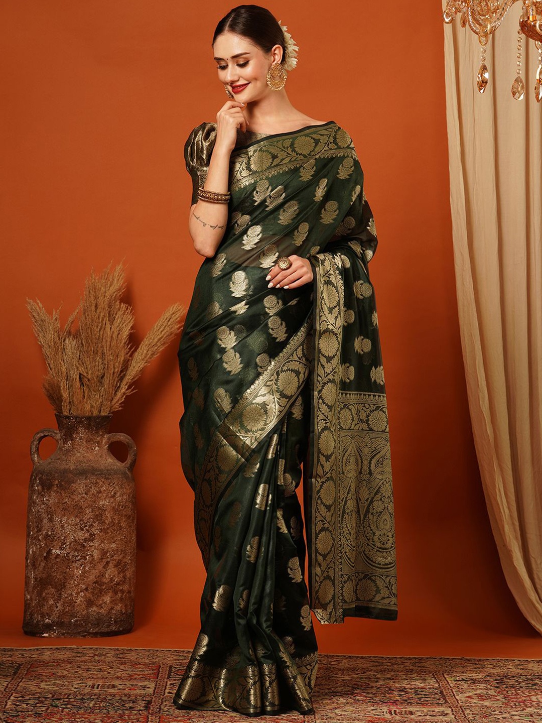 

SILKWEAR Floral Zari Organza Banarasi Saree, Green