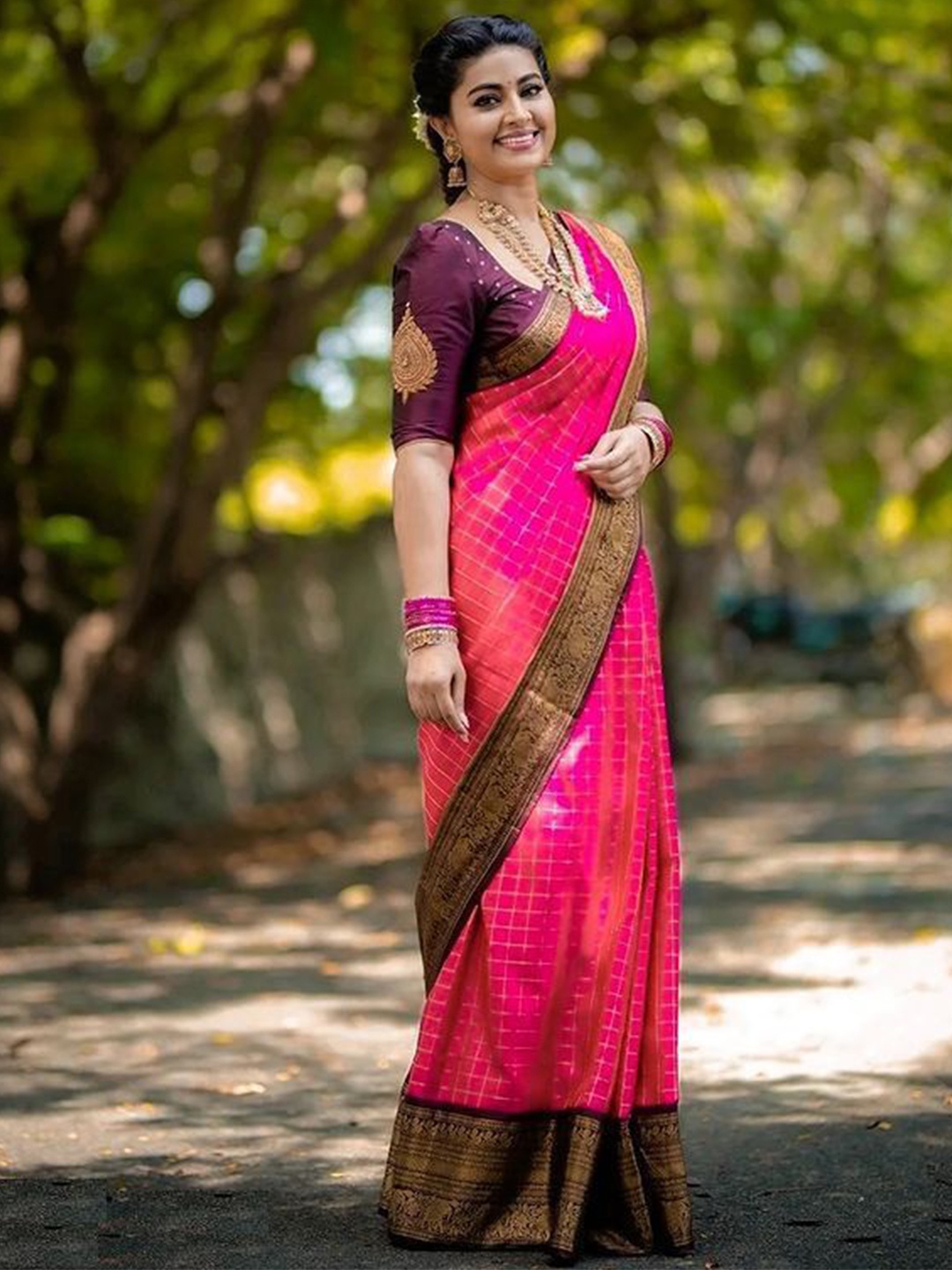 

A TO Z CART Woven Design Zari Pure Silk Banarasi Saree, Pink