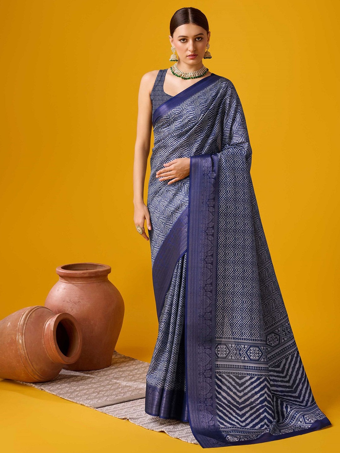 

DIVASTRI Geometric Printed Cotton Saree, Blue