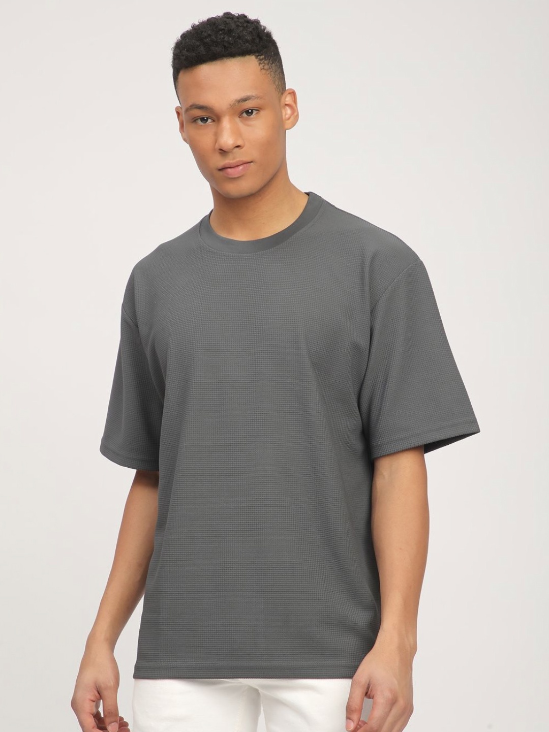 

R&B Men Solid Round Neck Relaxed Fit T-shirt, Grey