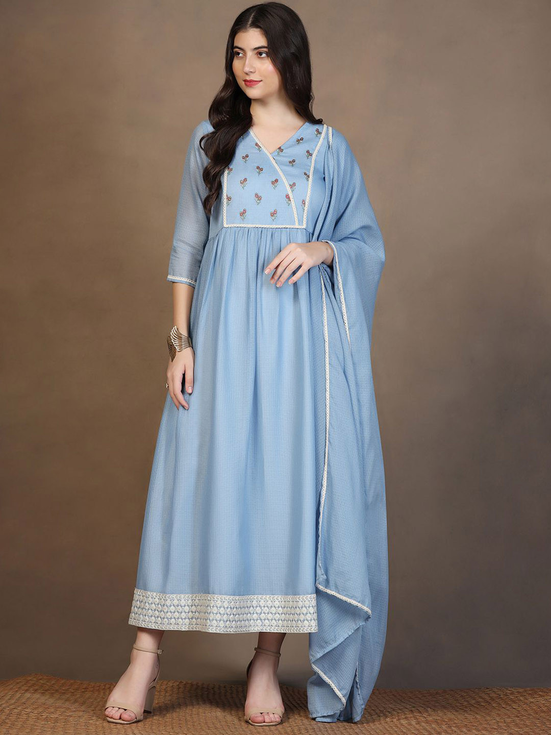 

Sangria Embroidered A-Line Maxi Dress With Dupatta, Blue