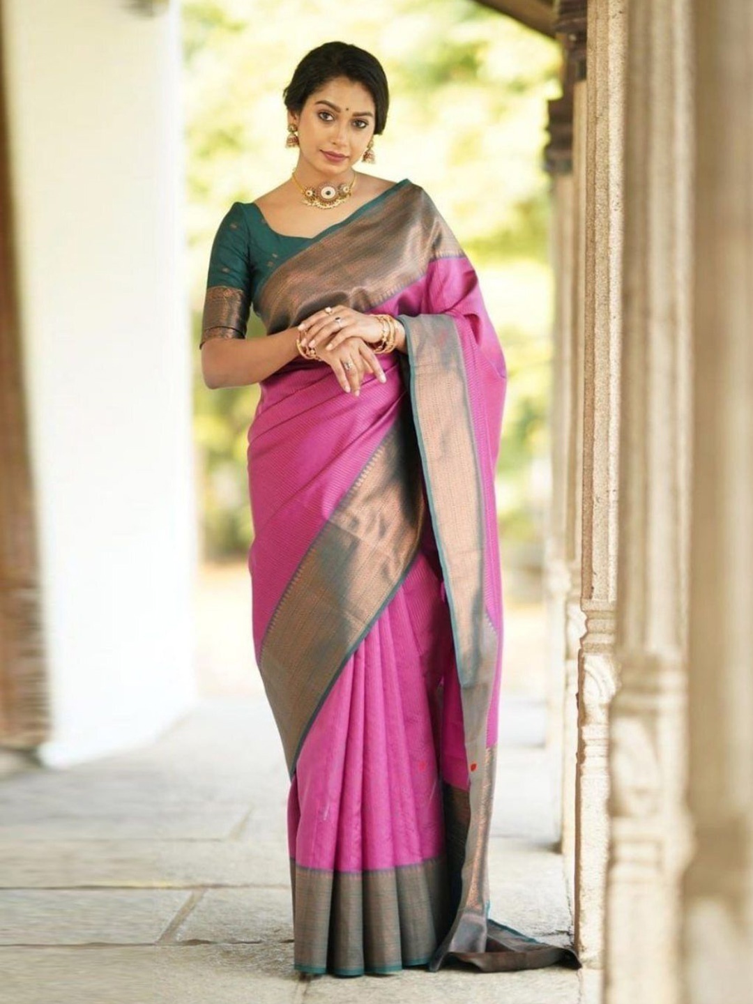 

LADY SHOPI Woven Design Zari Pure Silk Banarasi Saree, Pink