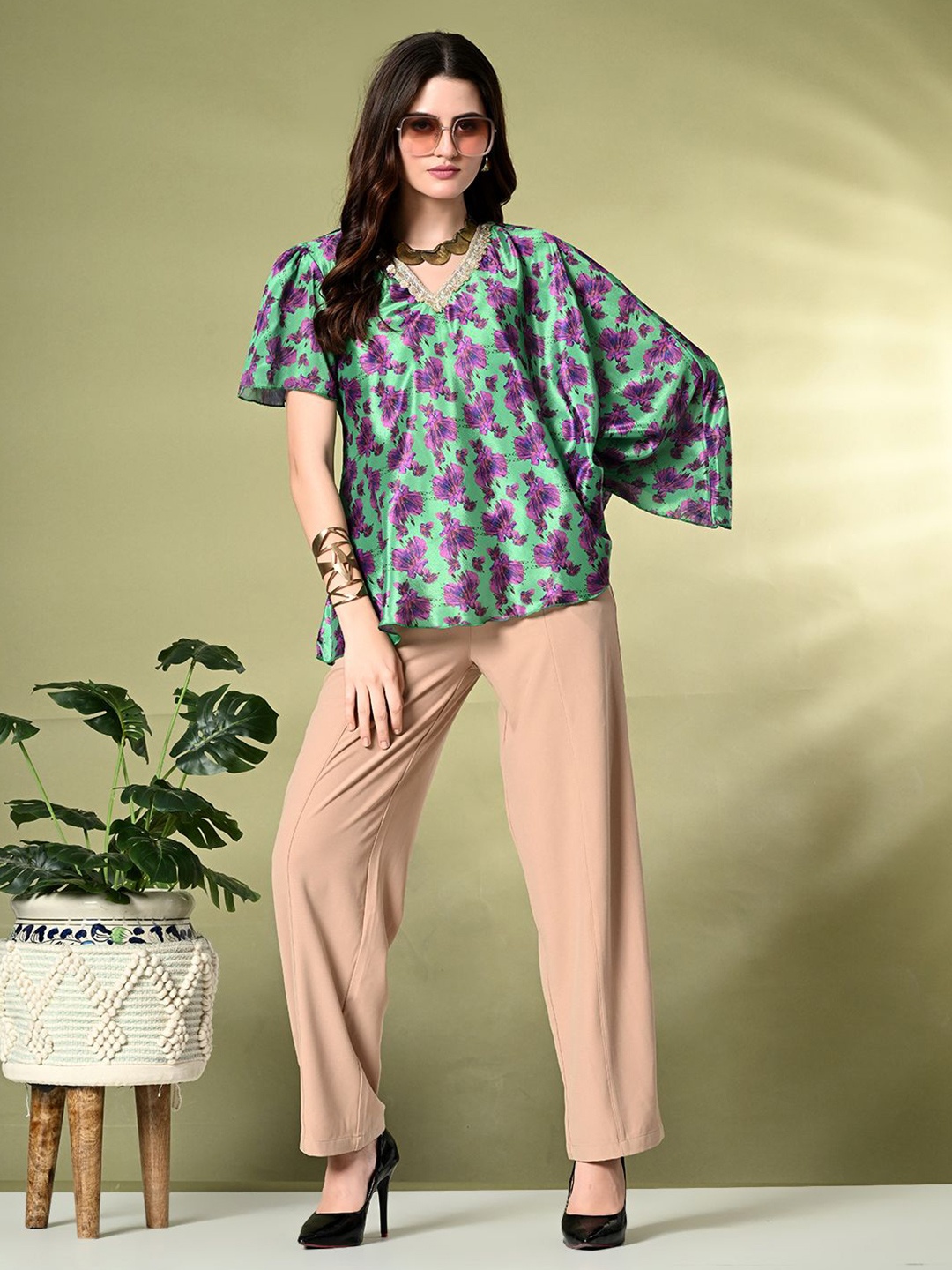 

KALINI Floral Print Flared Sleeve Kaftan Top, Green