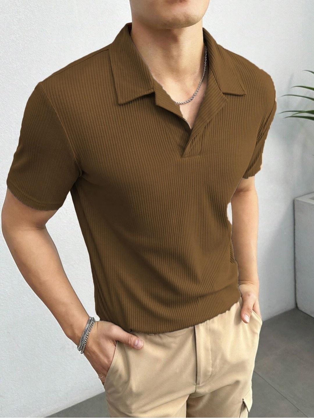 

Moda Rapido Men Polo Collar T-shirt, Brown