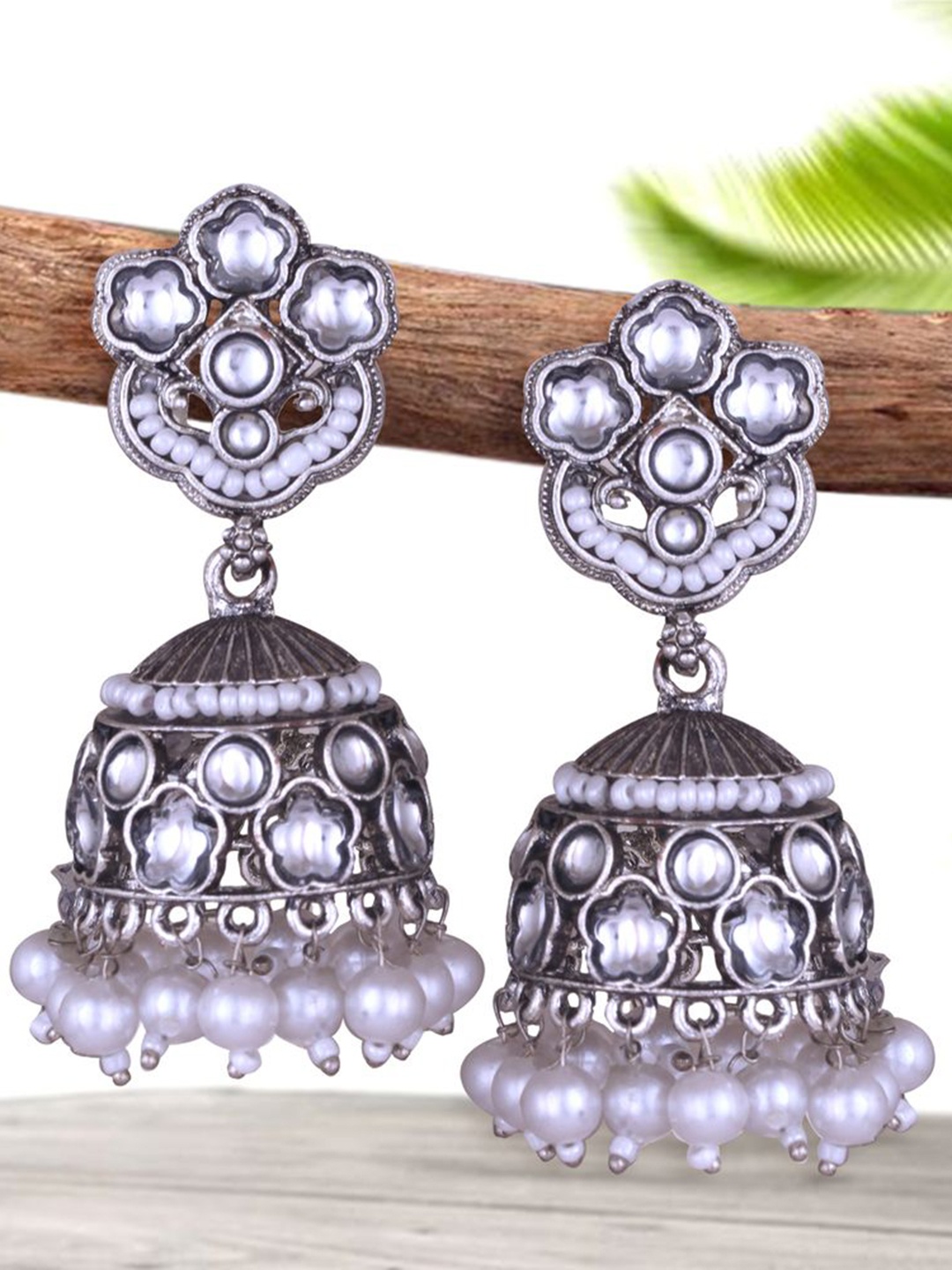

DIVASTRI Silver Plated Kundan Studded Dome Shaped Jhumkas