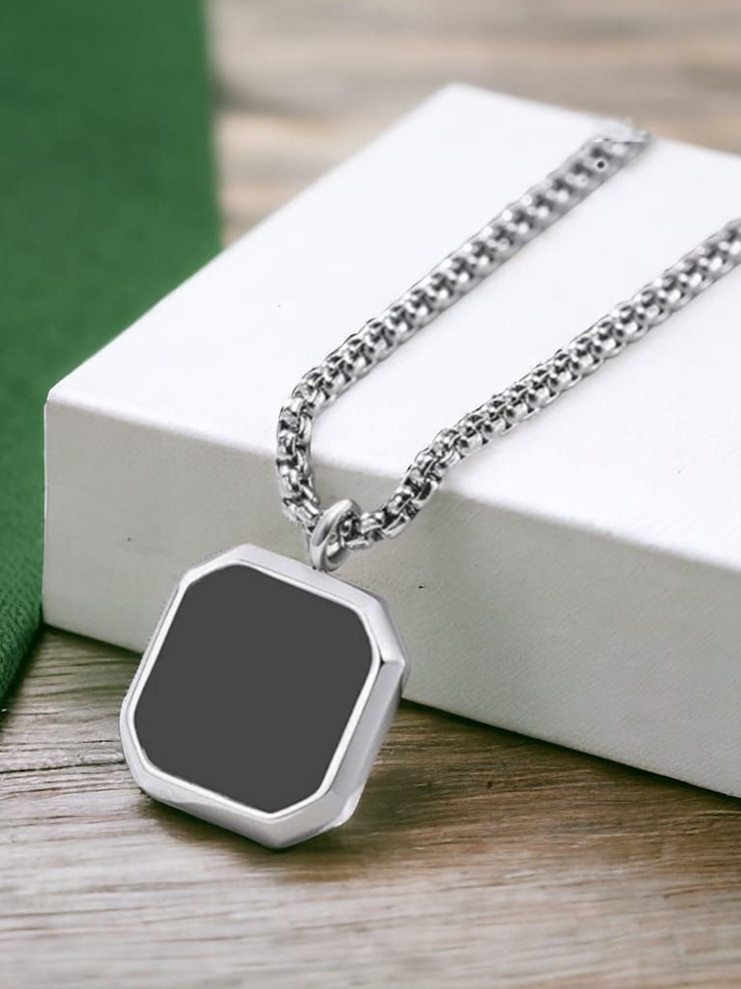 

Omaya Jewels Men Hexagonal Pendant With Chain, Silver