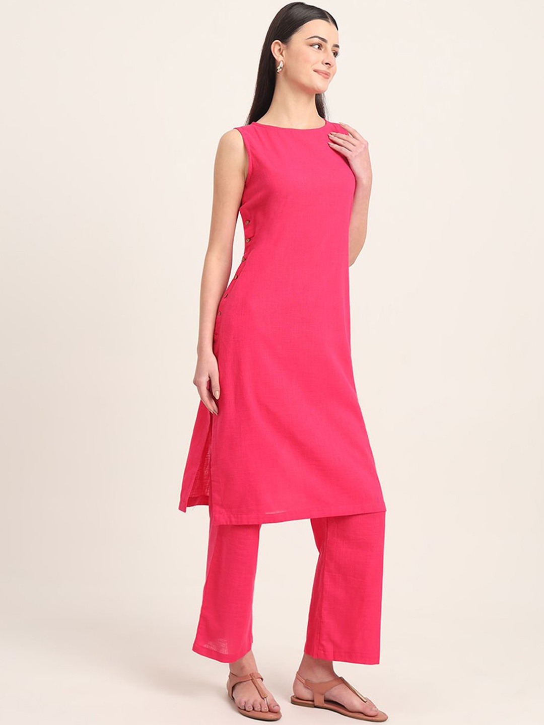

Thevasa Women Round Neck Sleeveless Cotton Straight Kurta, Pink