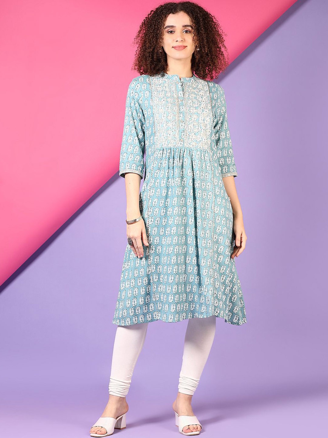 

V-Mart Floral Printed Mandarin Collar A-Line Kurta, Blue