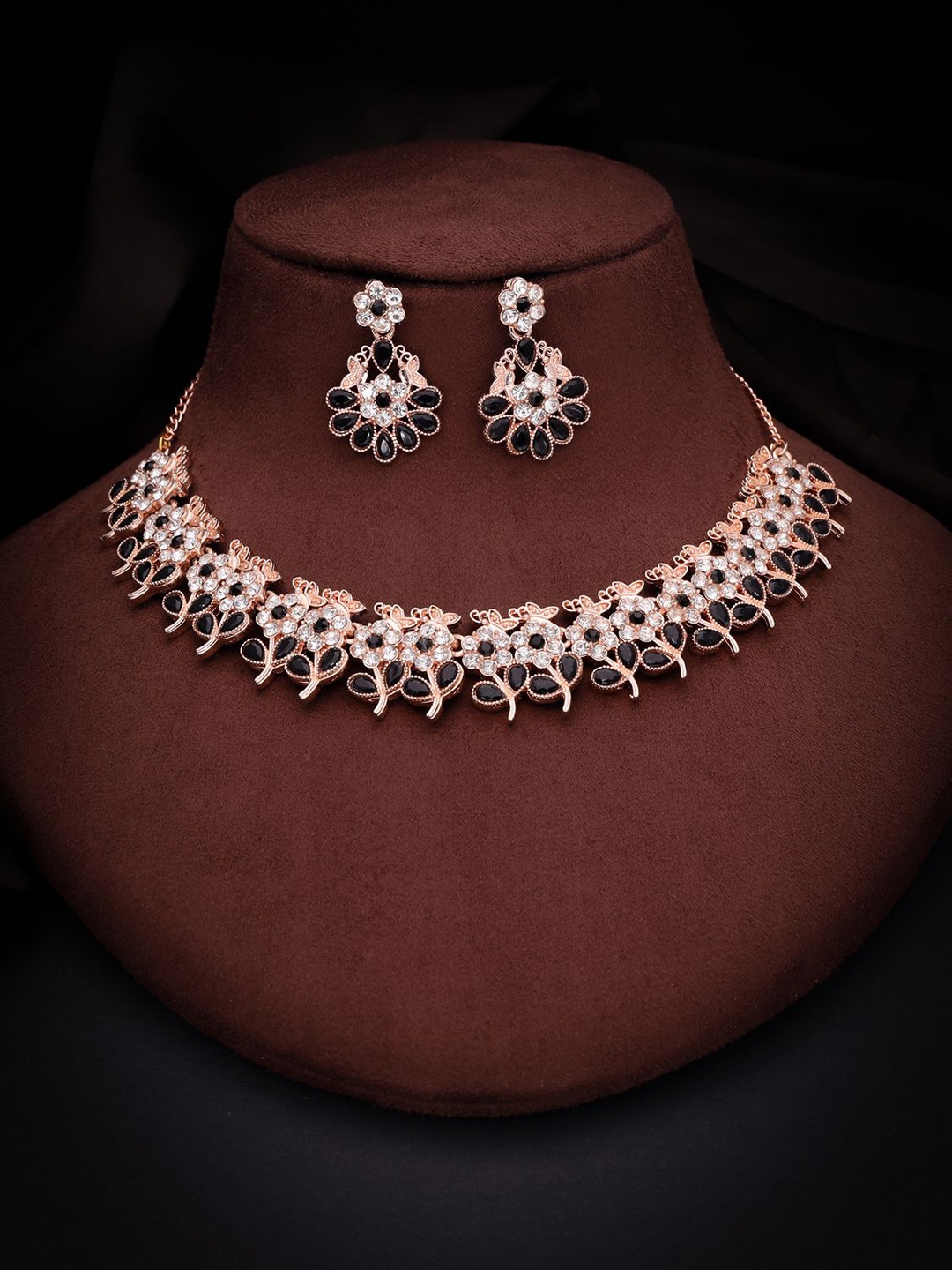 

Anouk Gold-Plated Artificial Stones-Studded Necklace With Earrings