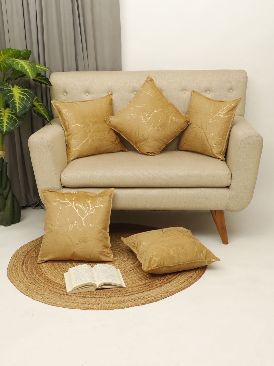 

THE CONVERSION Beige 5 Pieces Floral Foil Printed Velvet Square Cushion Covers