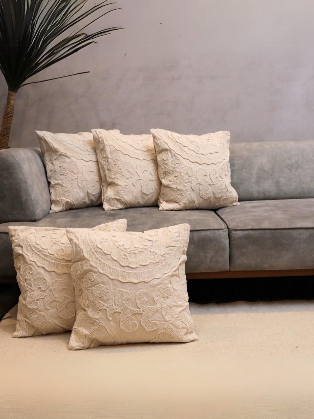 

LUSHLYF Off-White 5 Pcs Floral Textured Cotton Square Elegant Flora Tuffed Cushion Covers
