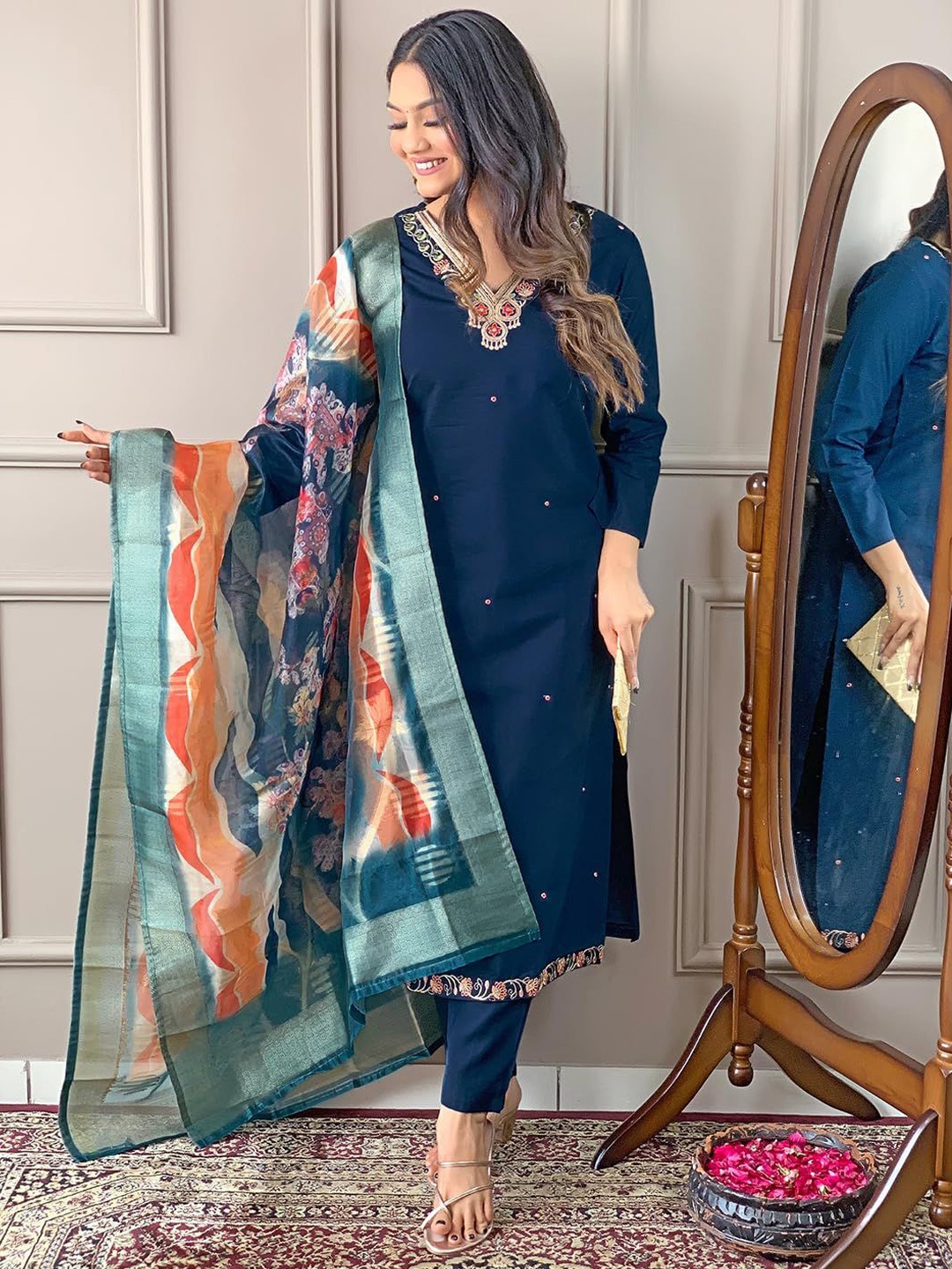 

mimi design Floral Embroidered Thread Work Straight Kurta with Trousers & Dupatta, Blue