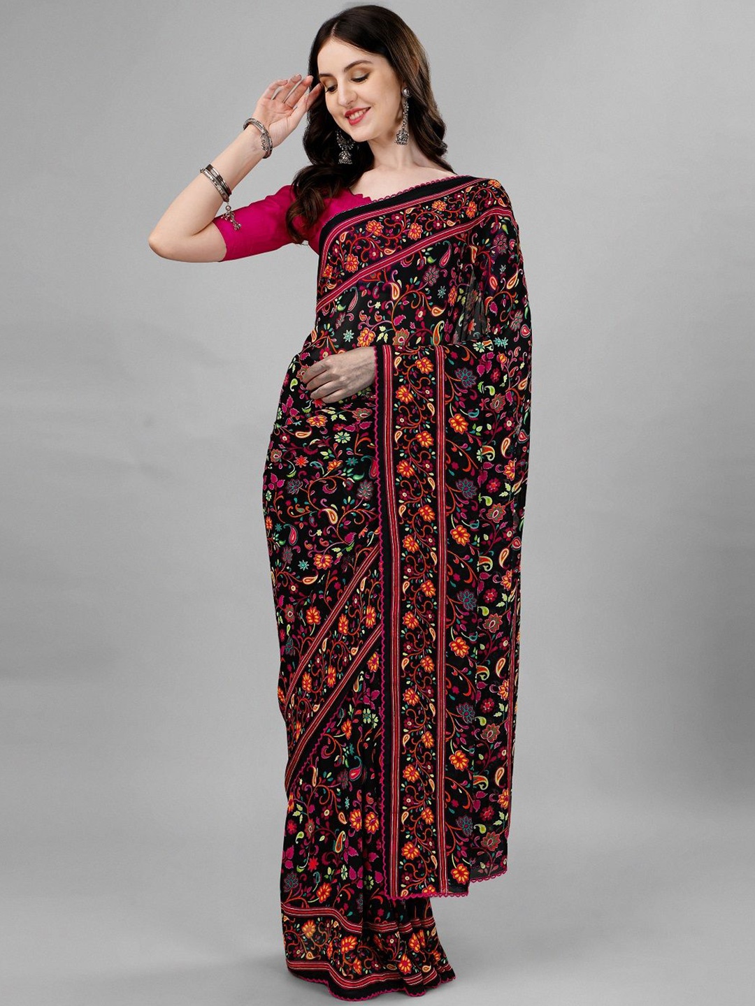 

Moda Rapido Floral Print Pure Georgette Block Print Saree, Black