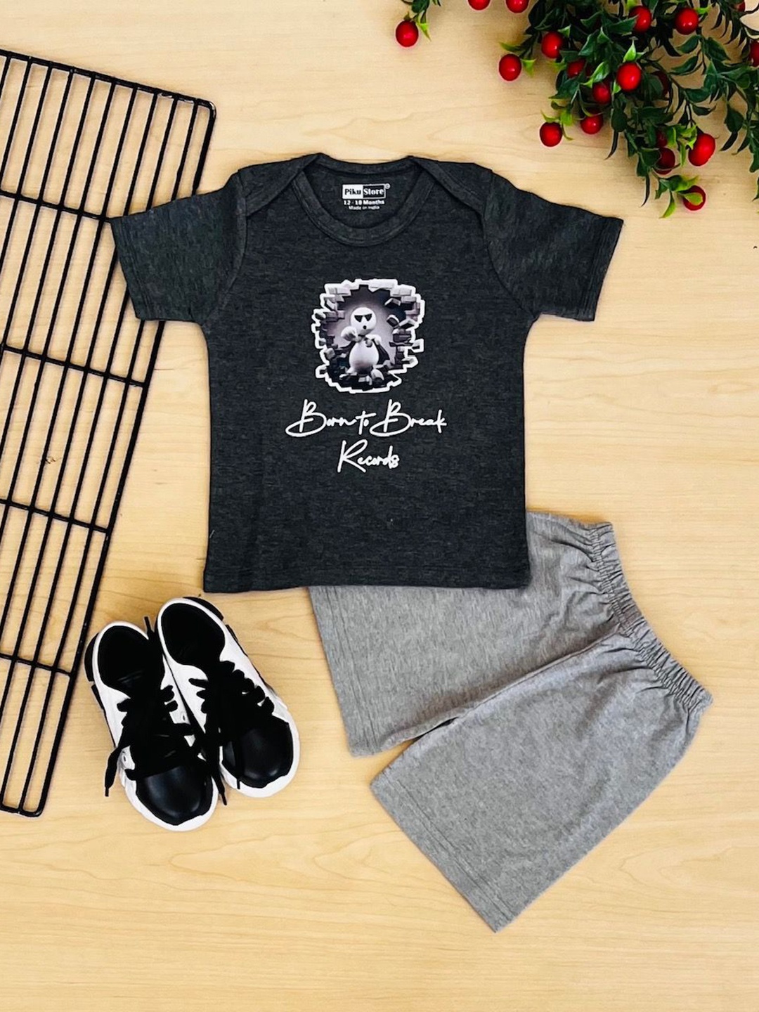 

Piku Store Boys Printed Round Neck T-shirt With Shorts, Black