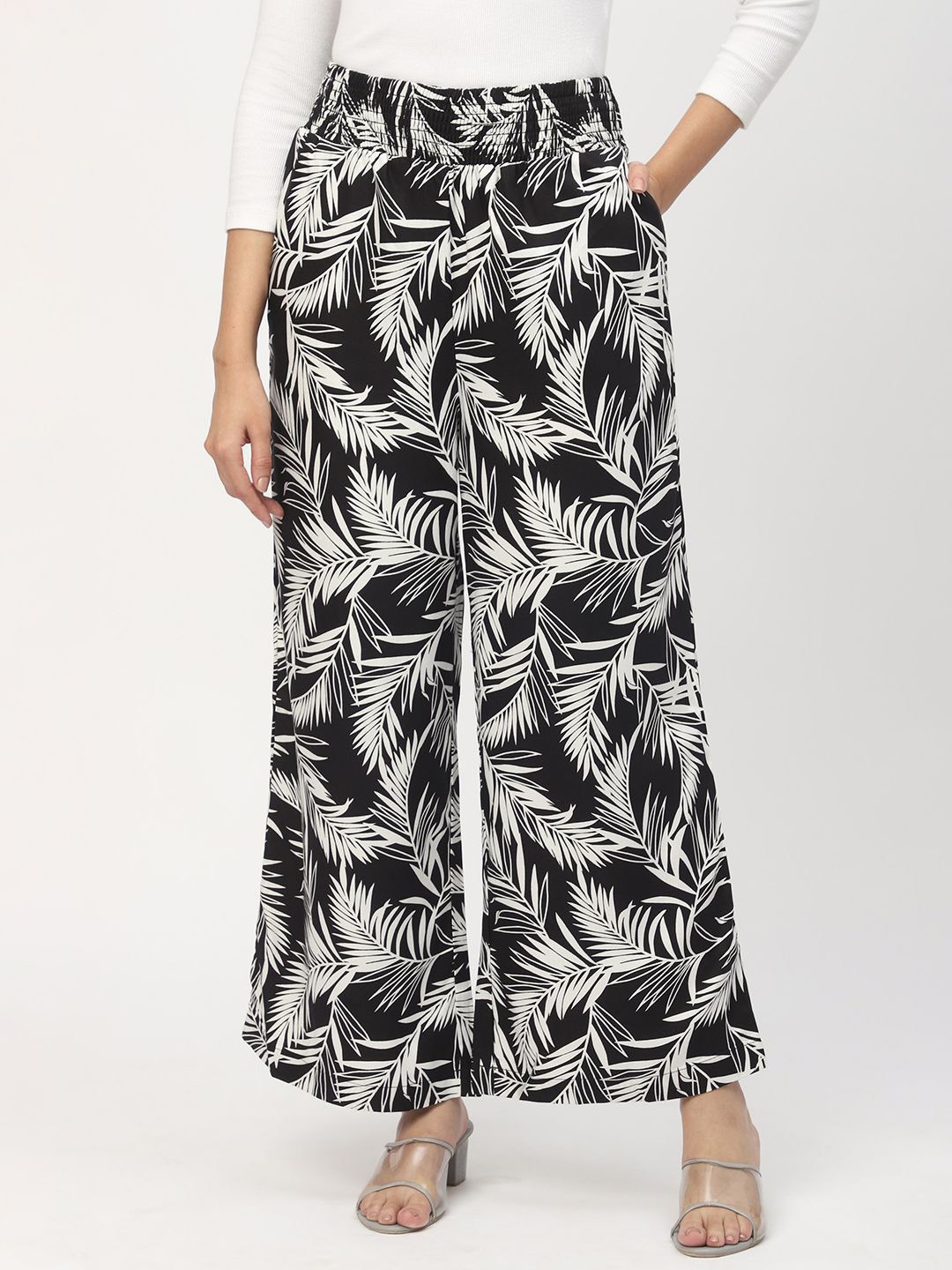 

Mystere Paris Relaxed-Fit Straight-Leg Lounge Pants, Black