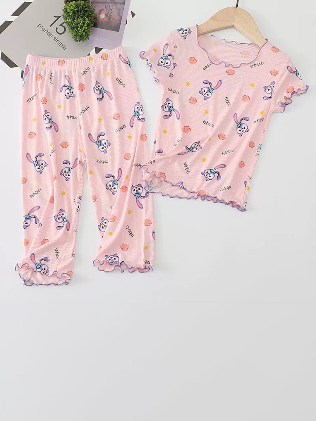 

LULU & SKY Girls Printed Night suit, Pink