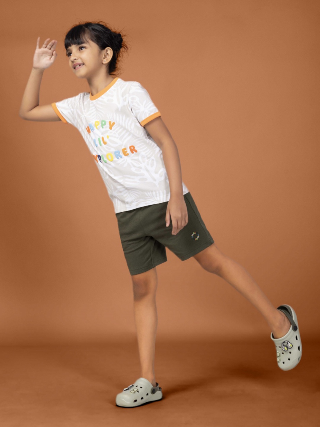 

PILOLO Unisex Kids Floral Printed Round Neck Cotton T-shirt, Grey