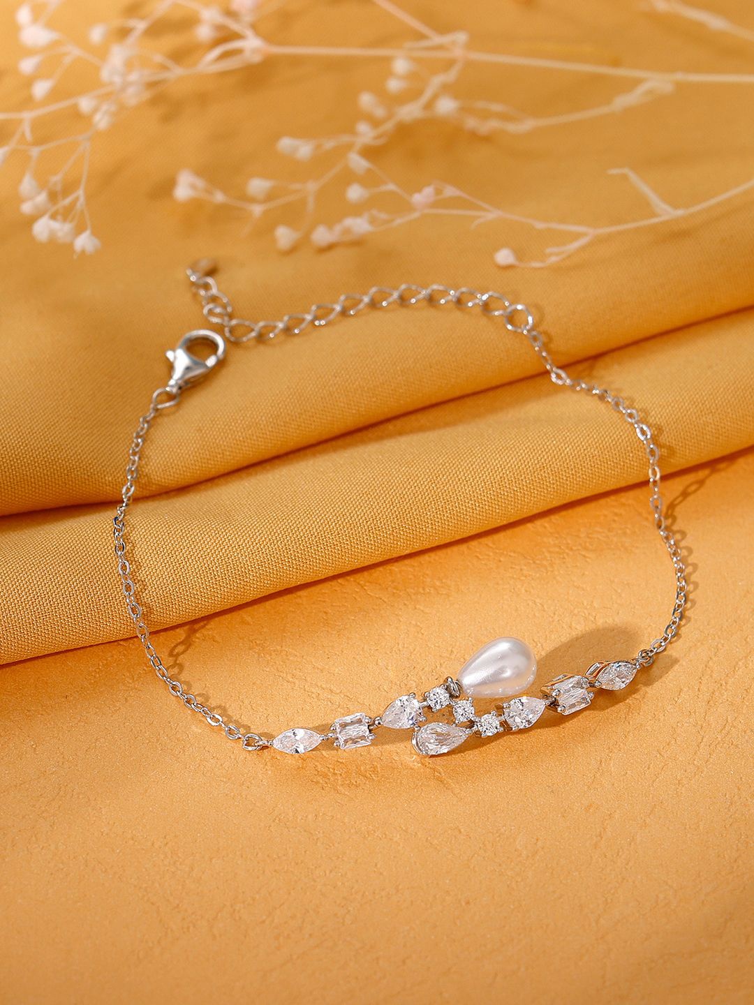 

GIVA Women 925 Sterling Silver Rhodium-Plated Wraparound Bracelet