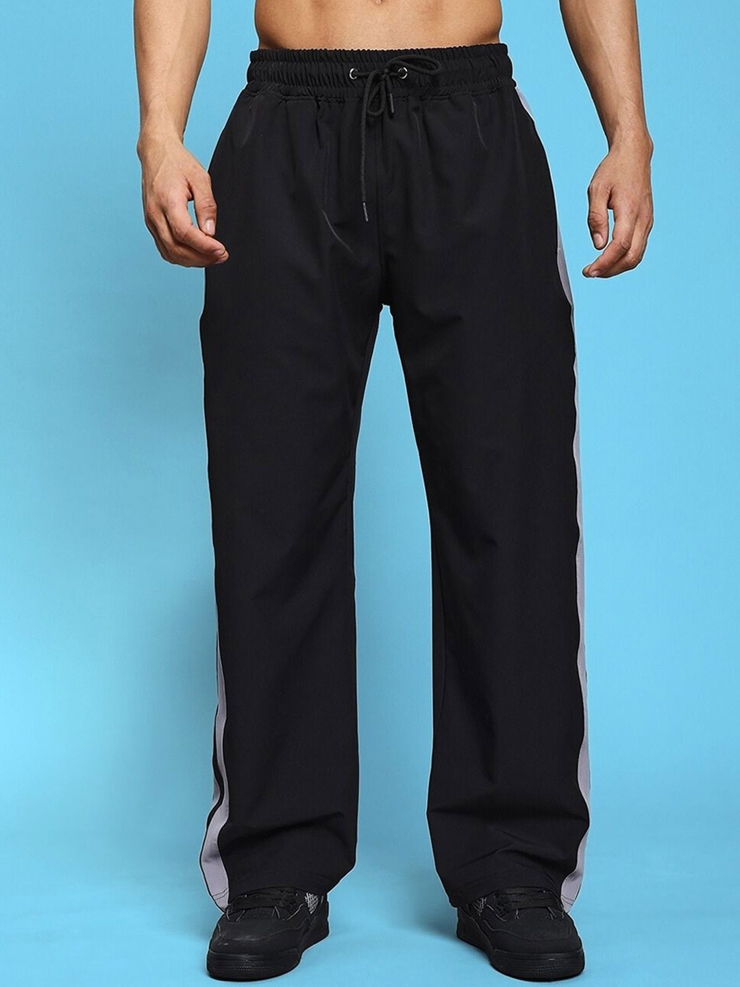 

WEARDUDS Men Relaxed-Fit Track Pants, Black