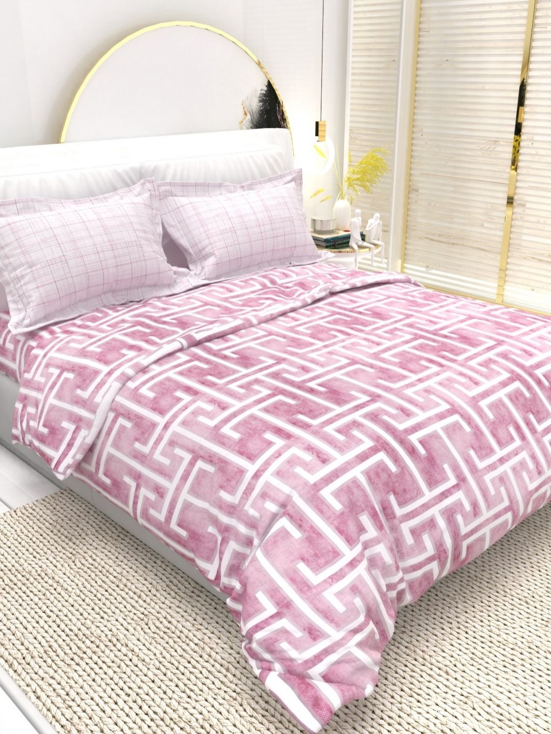 

THE WHITE MOSS Florence Pink Printed Cotton 220 TC Queen Bedsheet Set-2.25 m x 2.55 m