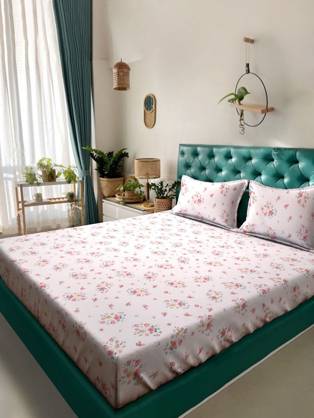 

KLOTTHE Pink & Green Floral Printed Flat 300 TC King Bedsheet With 2 Pillow Cover