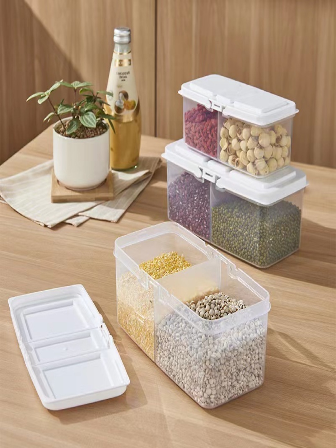 

HASHONE Transparent and White 3 Pieces Easy to Clean Fridge Containers 1.5 L Each