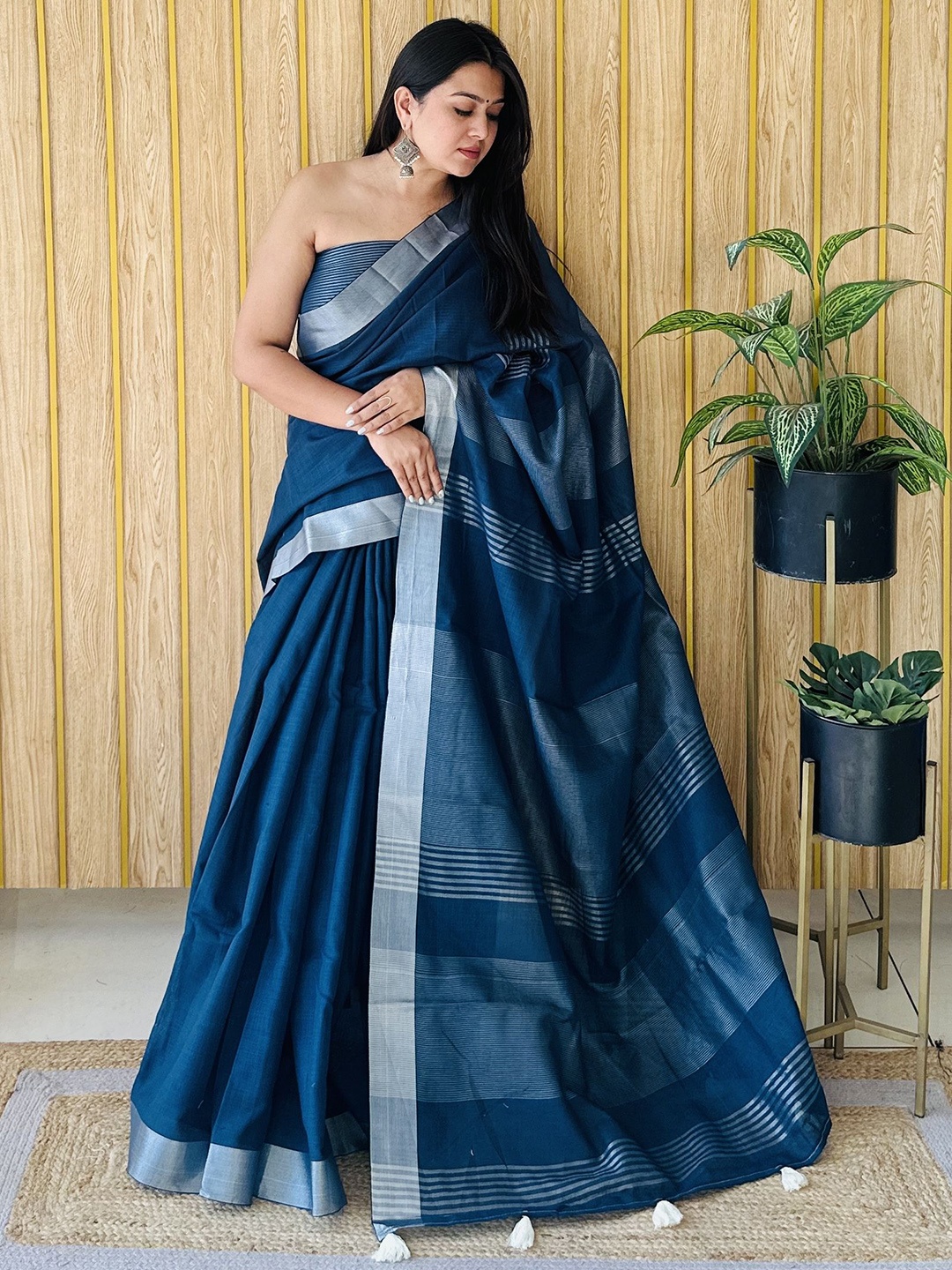

Moda Rapido Zari Saree, Blue