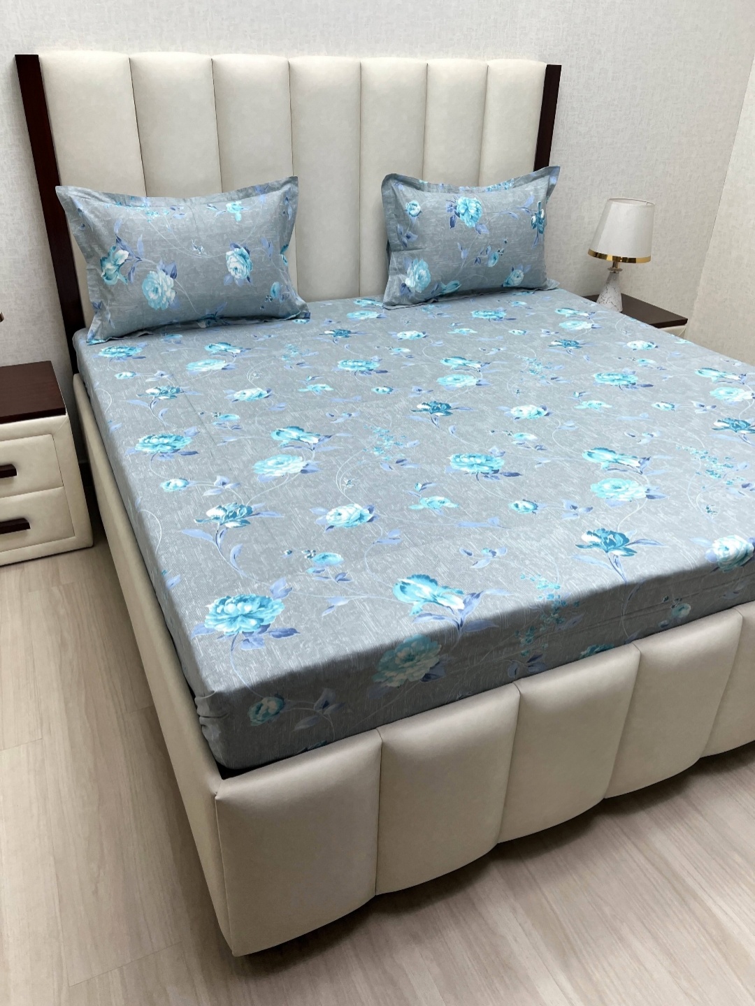

Pure Decor Velar Blue Printed Cotton 220 TC Super King Size Bedsheet Set 2.74 m x 3.04 m