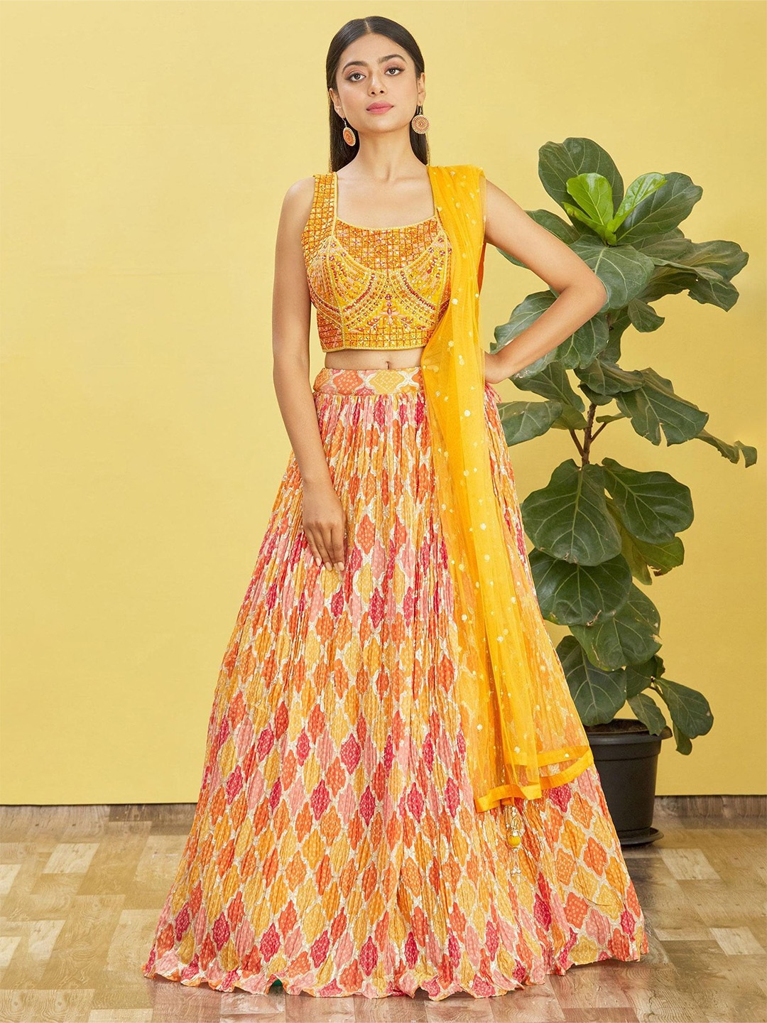 

DIVASTRI Embroidered Sequinned Semi-Stitched Lehenga & Unstitched Blouse With Dupatta, Yellow