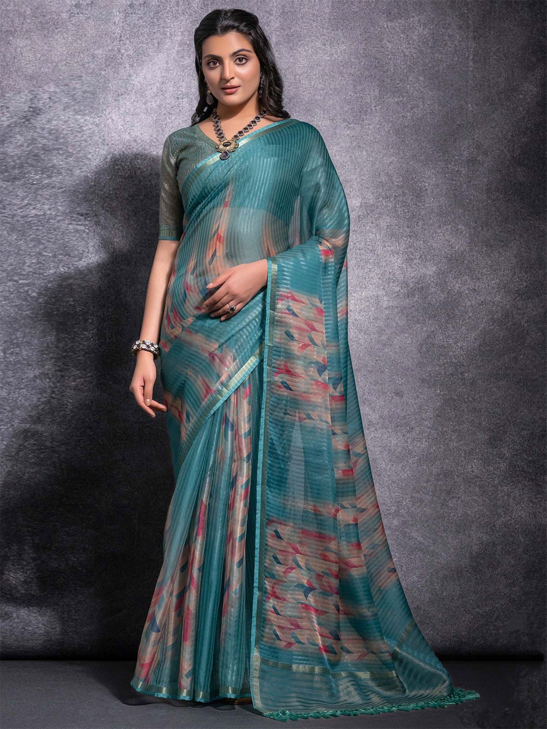 

Anouk Printed Zari Sungudi Saree, Teal