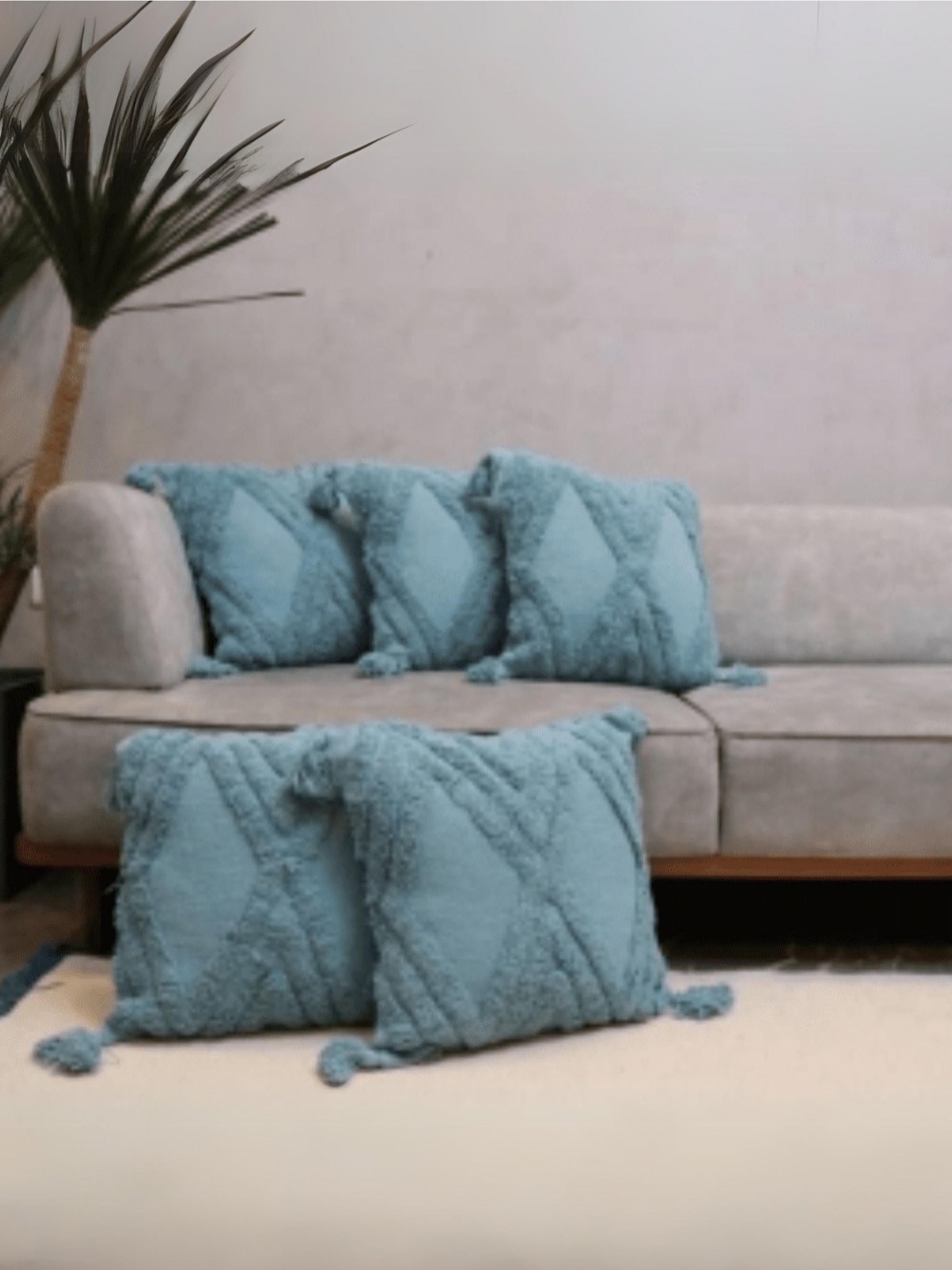 

LUSHLYF Blue 5 Pieces Ocean Breeze Tufted Cushion Covers