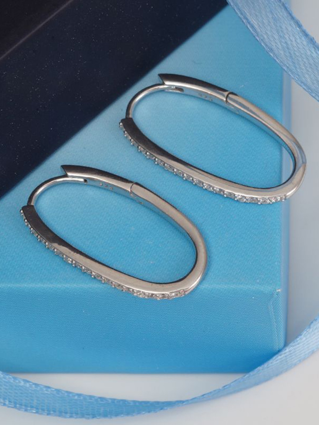 

Tuanz Silver Jewelry 925 Sterling Silver Contemporary Shaped Hoop Earrings