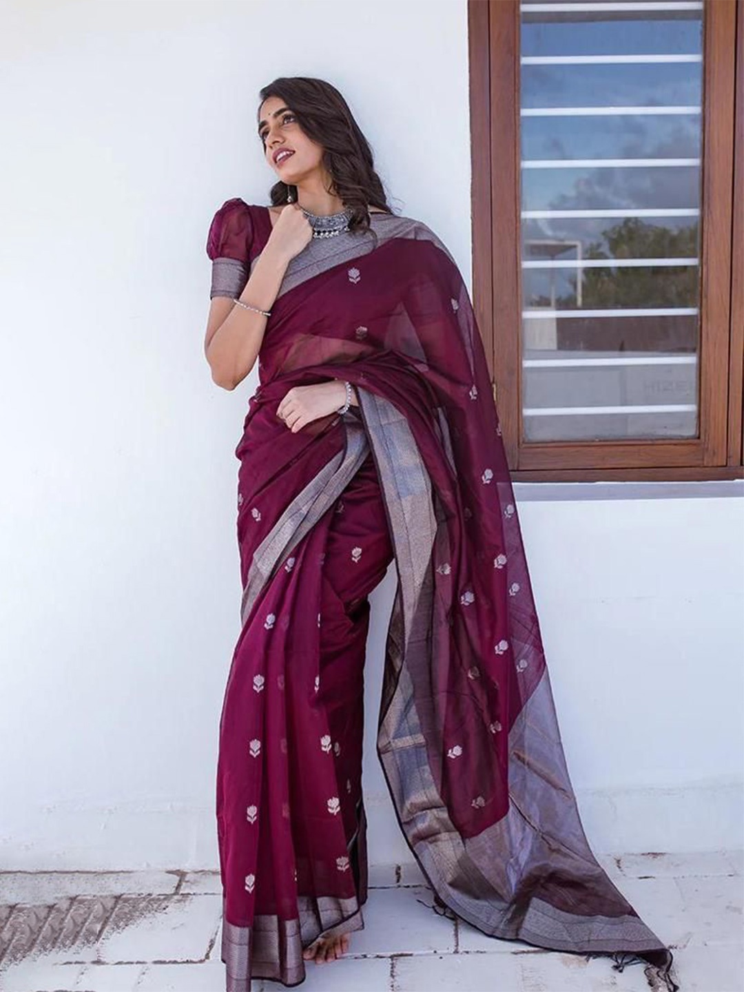 

JULEE Woven Design Zari Pure Silk Banarasi Saree, Purple